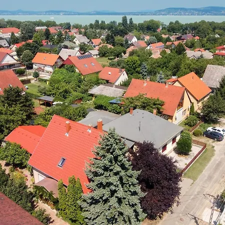 Prázdninový dům Arnyas Vendeghaz, Fuege